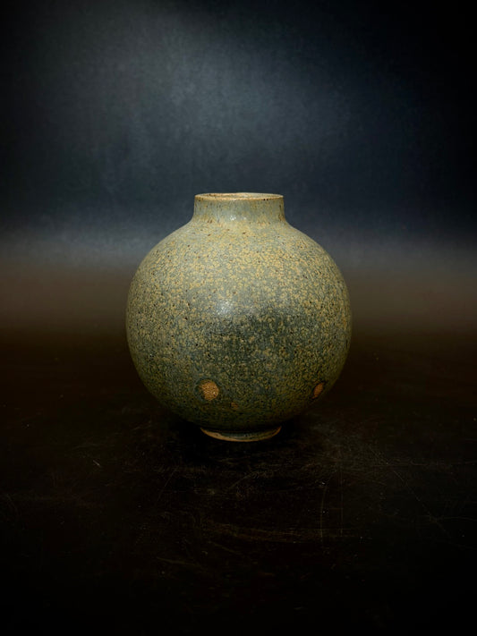 Agate moon jar