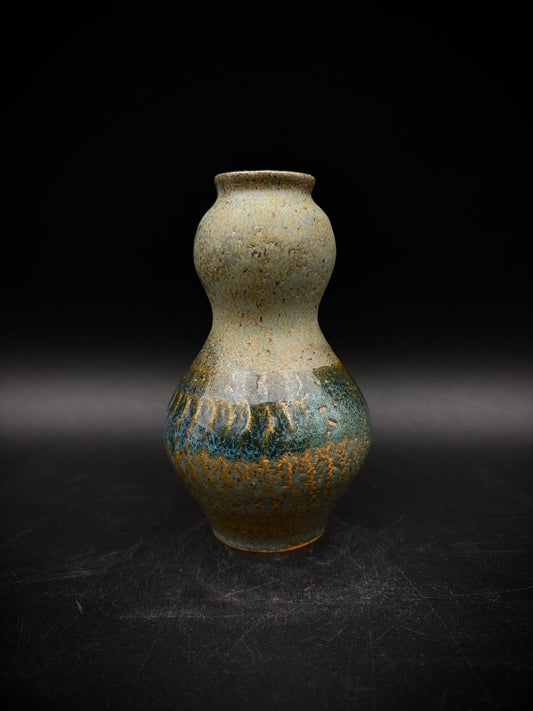 Agate bud vase