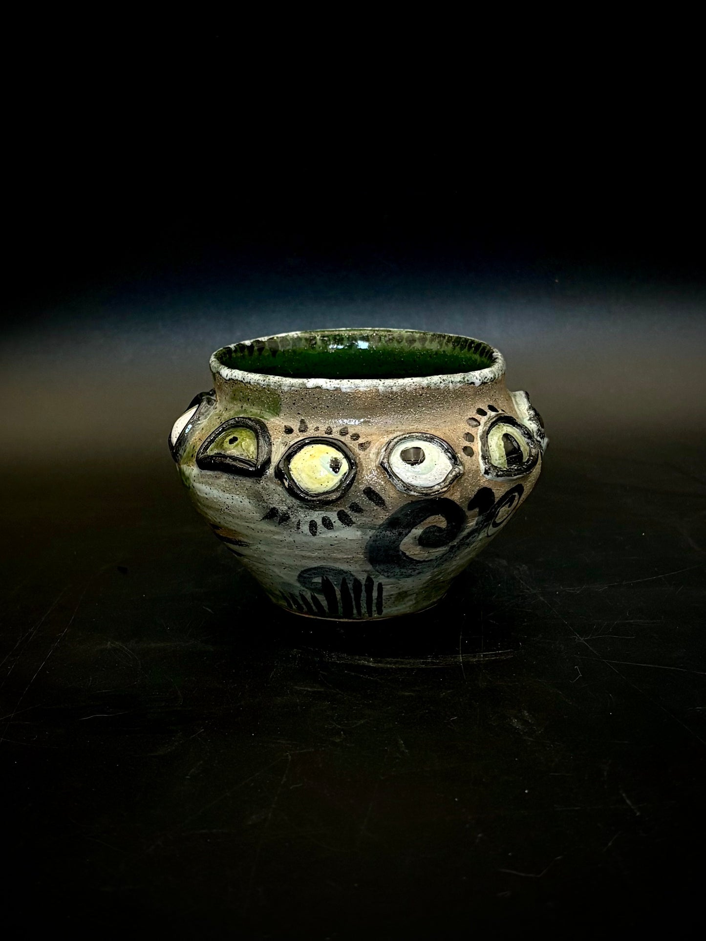 10 eyes pot