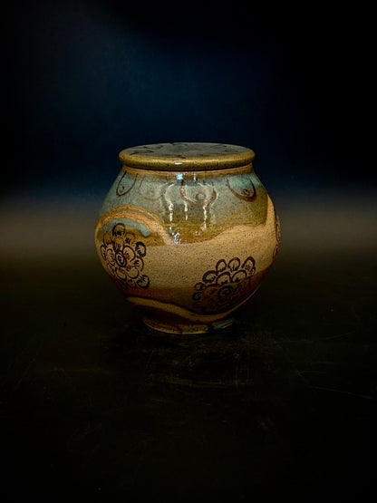 Boobies pot