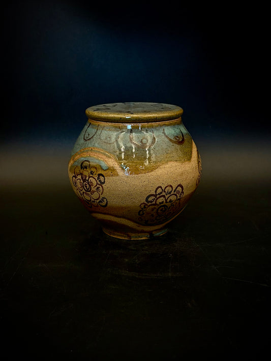 Boobies pot