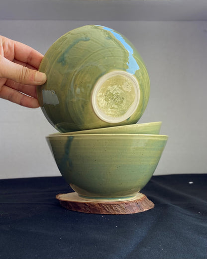 Handcrafted Celadon Ramen Bowls, featuring serene celadon glaze for a calming dining experience. Perfect for ramen, noodles, soups, and more. Artisan quality, wabi sabi design, and elegant craftsmanship