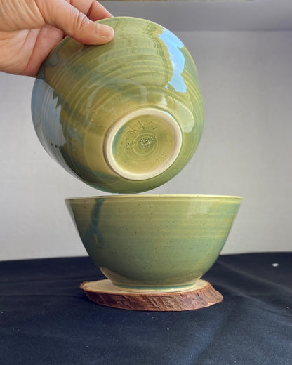 Handcrafted Celadon Ramen Bowls, featuring serene celadon glaze for a calming dining experience. Perfect for ramen, noodles, soups, and more. Artisan quality, wabi sabi design, and elegant craftsmanship